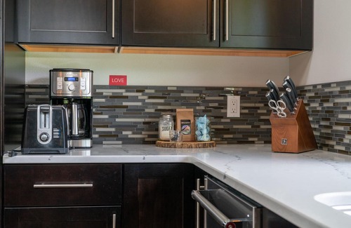 Sequim Cabin | Raven Meadows Cabin