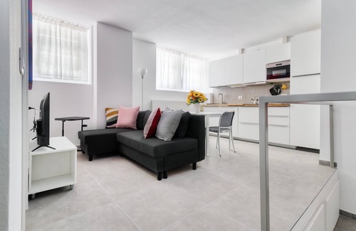 De Angeli Apartment | Ravizza S1 - One Bedroom Apartment, Sleeps 3
