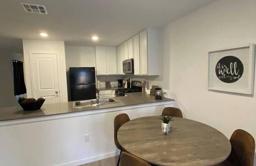 Pleasanton House | Rawhide Ridge in Pleasanton