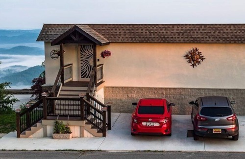 Lookout Mountain House | Ray's Place on Lookout Mountain