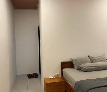 Kuta House | Raya Homestay