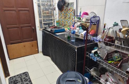 Pasir Puteh House | Razeeya Homestay