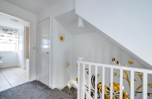 Leeds House | RB27R For your most relaxed & Cosy stay Free Parking Free Fast WiFi