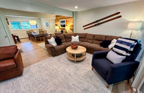 Bretton Woods House | RB8 Luxury Bretton Woods Ski-In