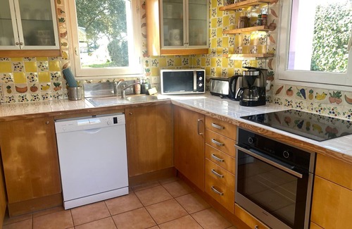 Locmaria House | Recent house 200m from wild coast, garden, pets allowed