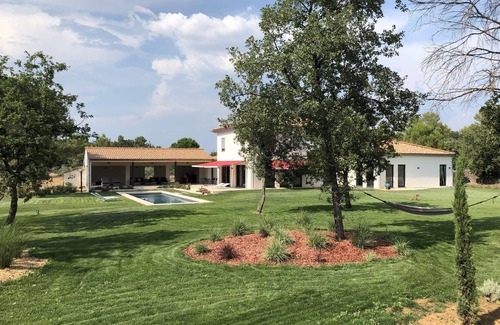 Bras House | Recent villa, ideal for 2 families, 3 independent modules, swimming pool, 2.5 ha park