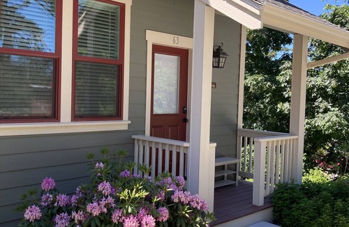 Eastsound House | Recently built Townhouse in Eastsound, walk everywhere!