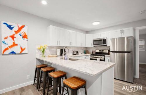Clarksville Apartment | Recently Renovated Clarksville Apt for 4 and Parking