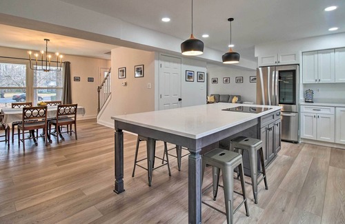 La Plata House | Recently Renovated Family Home w/ Deck & Yard