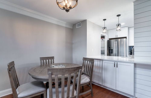 Seabrook Island House | Recently Updated! Gorgeous Sunsets on Pelican Beach! Walk to Pools! Amenity Cards! 2 Dogs - 30# max