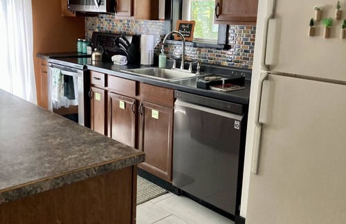 Newaygo House | Recently updated- Private- Nature!