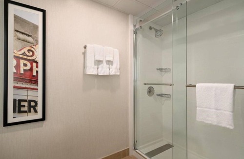 Englewood House | Recharge at our business room in Englewood