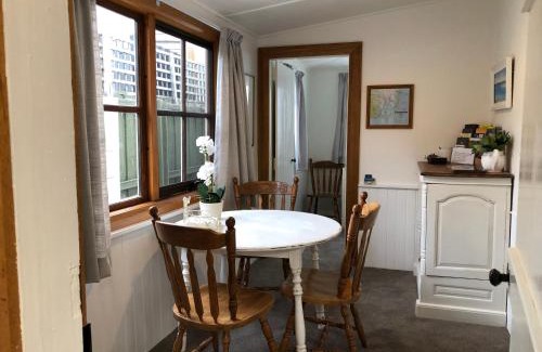Kingston Beach Apartment | Recreation Cottage