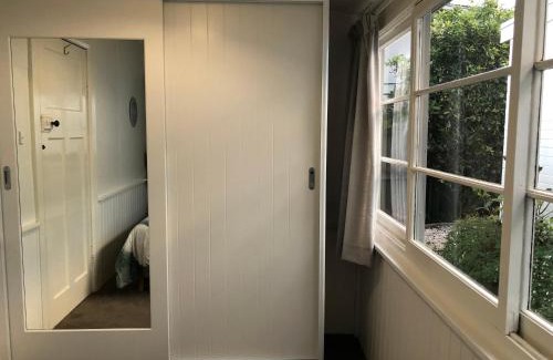 Kingston Beach Apartment | Recreation Cottage