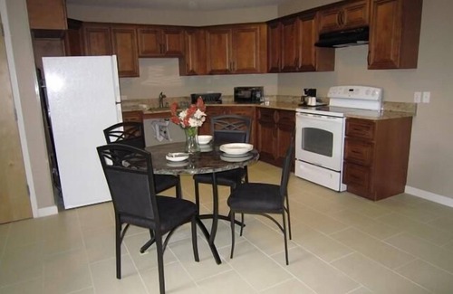 Monmouth Junction Hotel | Red Carpet Inn And Suites Monmouth Jtc