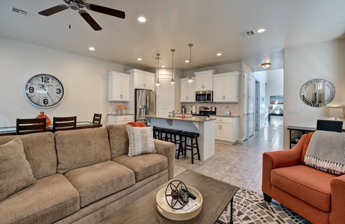 St. George Villa | Red Cliff Sunset at The Ledges *Resort Amenities Included!*