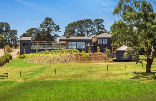 Main Ridge House | Red Hill Ridgeview Luxury Retreat