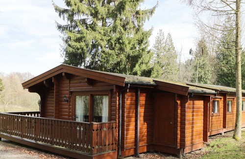 Kenwick Cabin | RED KITE LODGE, pet friendly in Kenwick Woods