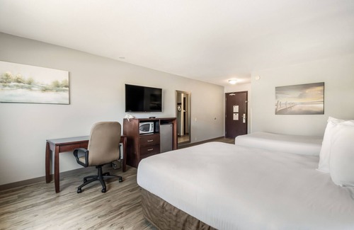 Salmon Creek Hotel | Red Lion Inn & Suites Salmon Creek .
