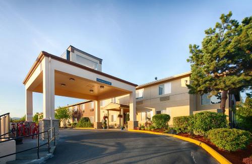 Sequim Hotel | Red Lion Inn & Suites Sequim at Olympic National Park