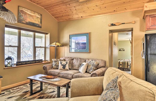 Red Lodge House | Red Lodge Retreat w/Hot Tub: 3 Blocks to Downtown