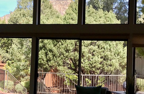 West Sedona House | Red Mountain Shadows Retreat - Enjoy Sedona With All The Comforts of Home