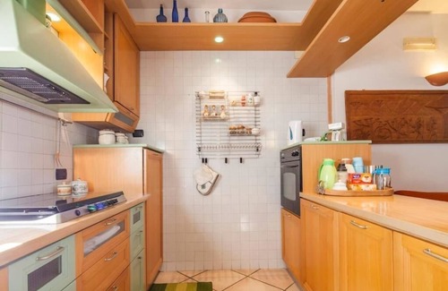 Pellezzano House | Red - Relaxation near Salerno, Pompeii & Amalfi