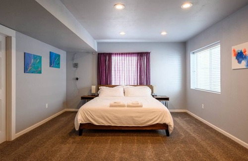 Lakewood House | Red Rocks, Golden, Denver, and Beyond!