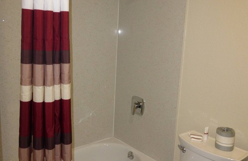 Hayward Hotel | Red Roof Inn Hayward