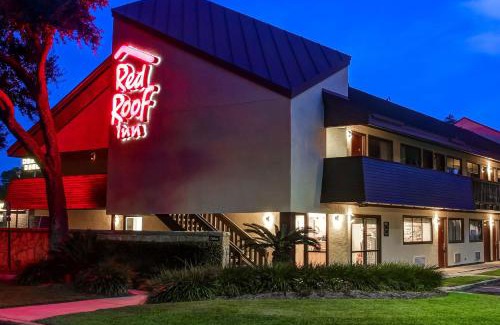Ferry Pass Hotel | Red Roof Inn Pensacola - I-10 at Davis Highway