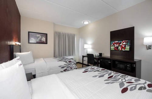 Southwest Raleigh Hotel | Red Roof Inn Raleigh Southwest - Cary