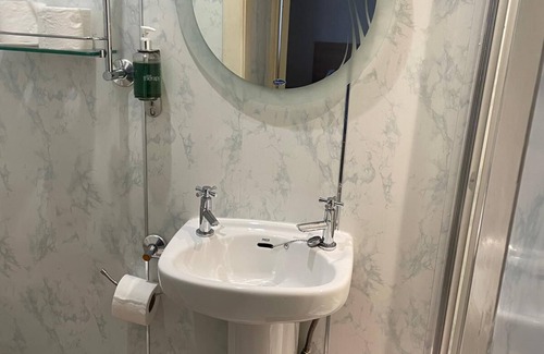 South Shore Hotel | Red Rose Hotel