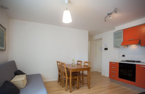 Gionghi-Cappella Apartment | RED splendid and functional apartment with INTERNET WI-FI Free