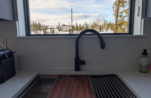 Tabernash Ski Chalet | Red Wolf Lodge - new detached home - private hot tub - views - EV charger