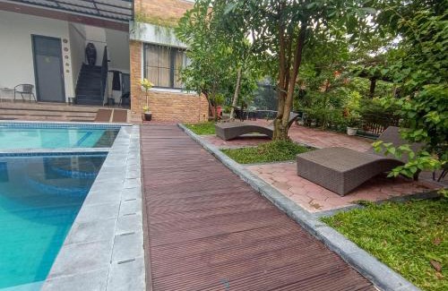 Madurejo House | RedDoorz at Homestay Joglo Ibu Prambanan Yogyakarta