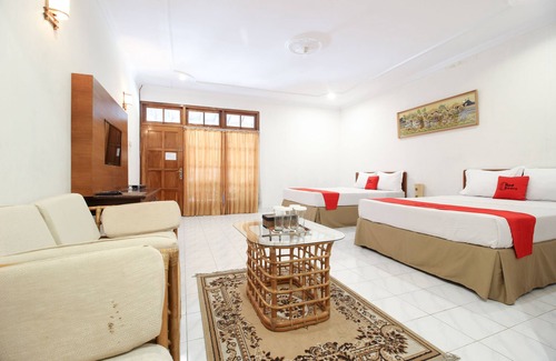 Prawirotaman Hotel | RedDoorz Plus near Alun Alun Selatan 2