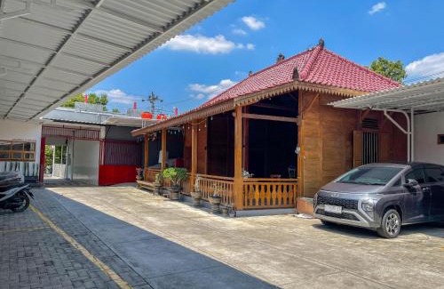 Blora Hotel | RedDoorz Plus near Alun Alun Kota Blora