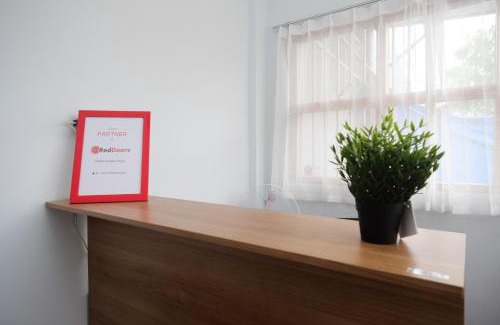 Blora Hotel | RedDoorz Plus near Alun Alun Kota Blora