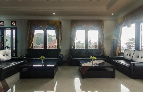 Cipanas House | RedDoorz Syariah @ Cipanas