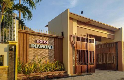 Promong Hotel | RedDoorz Syariah near Exit Tol Pemalang