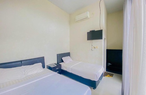 Jember Hotel | RedDoorz Syariah near Universitas Muhammadiyah Jember