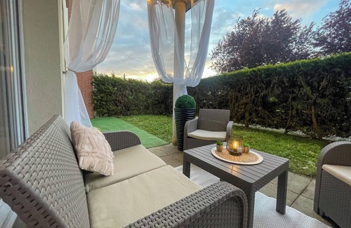 Saint - Martin - du - Touch Apartment | RedLounge, a haven of peace with pool and garden