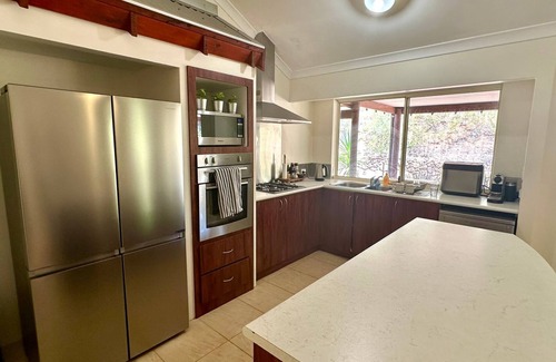 Carlotta House | Redtail House - Carlotta