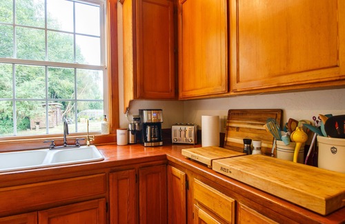 Trinidad House | Redwood Coastal Cottage Retreat~Fleurhaven Chalet