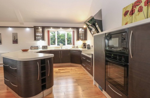 Horning House | REEDLINGS, pet friendly, with a garden in Horning