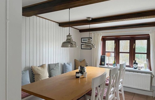 Tating Cottage | Reetdachhaus Friesen Chalet