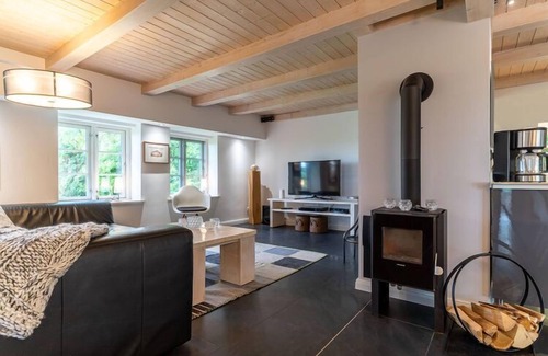 Westerhever Villa | Reetgedecktes Ferienhaus in Westerhever mit Sauna