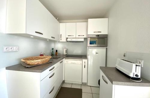 Arzon Apartment | REF 148 Appartement vue mer pour six personnes plage du Fogeo à pieds Port Crouesty ARZON