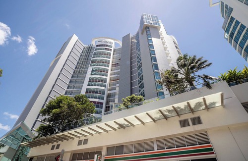 Coolangatta Apartment | Reflection Tower Two