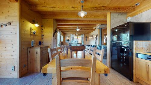 Villarembert Ski Chalet | REFLET DES AIGUILLES - Chalet avec Jacuzzi